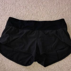Lululemon black speed short